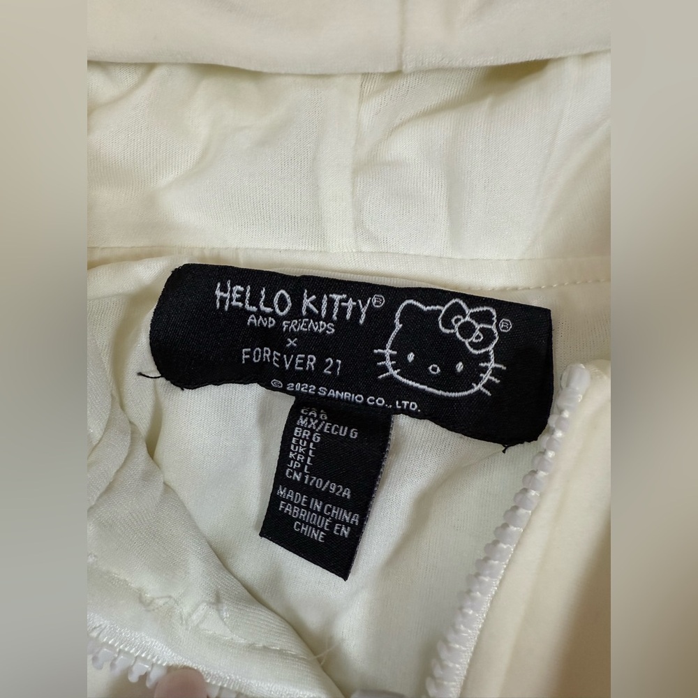 Forever 21 x Hello Kitty Velour Zip Up - Crop - Size large (bin Q) - Picture 8 of 10